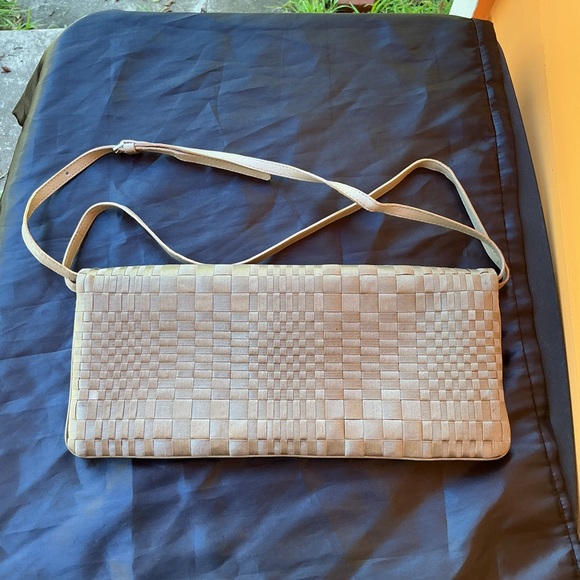 Bottega Veneta Intrecciato Turnlock Flap Crossbody Clutch with COA - Picture 12 of 13